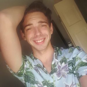 Meet your Posher, Evan